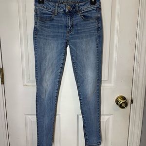 American Eagle Super Stretch Jegging Jeans- Size 2 Short